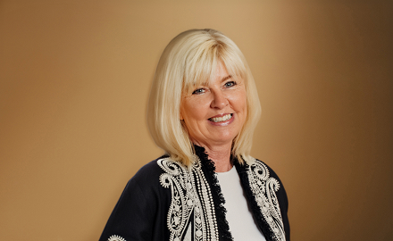 Claudia Steinacker ist Senior Professional Talent Attraction & Engagement bei Kienbaum Consultants International GmbH